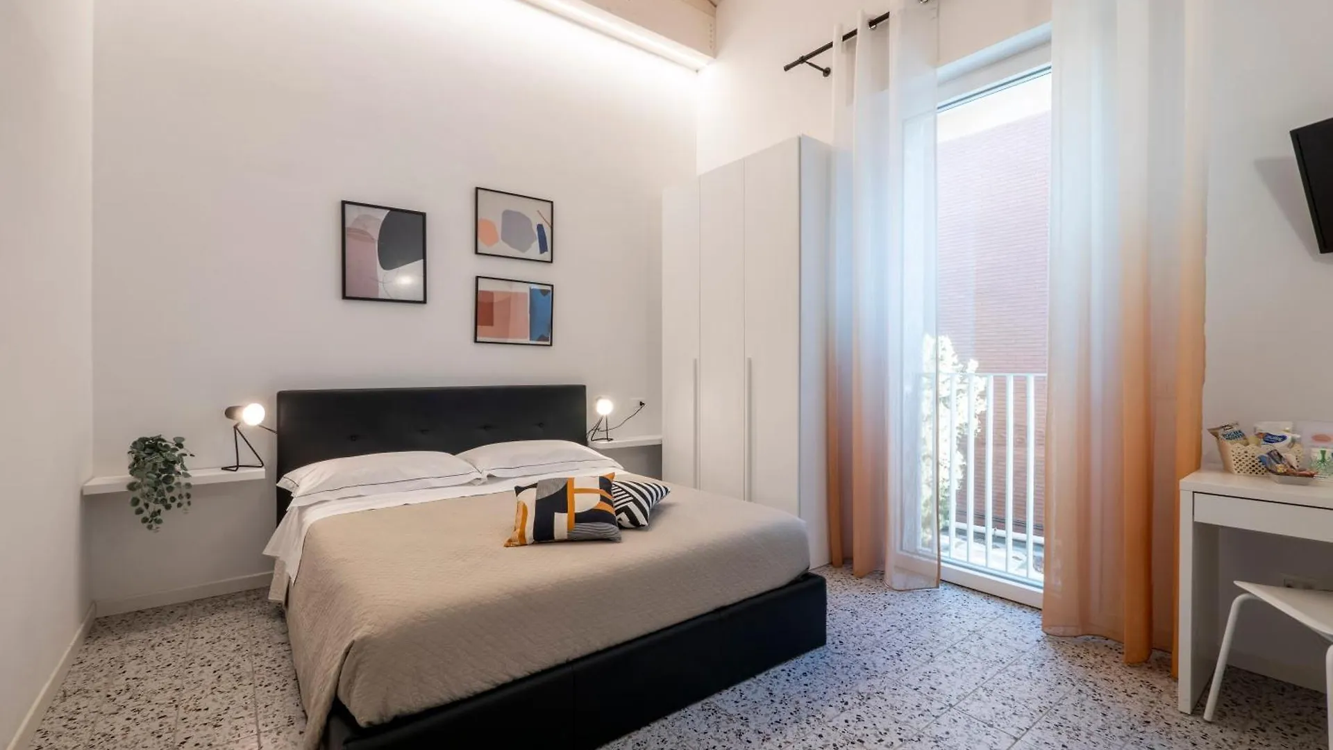 Zuara9Room Rímini 0*,  Italia