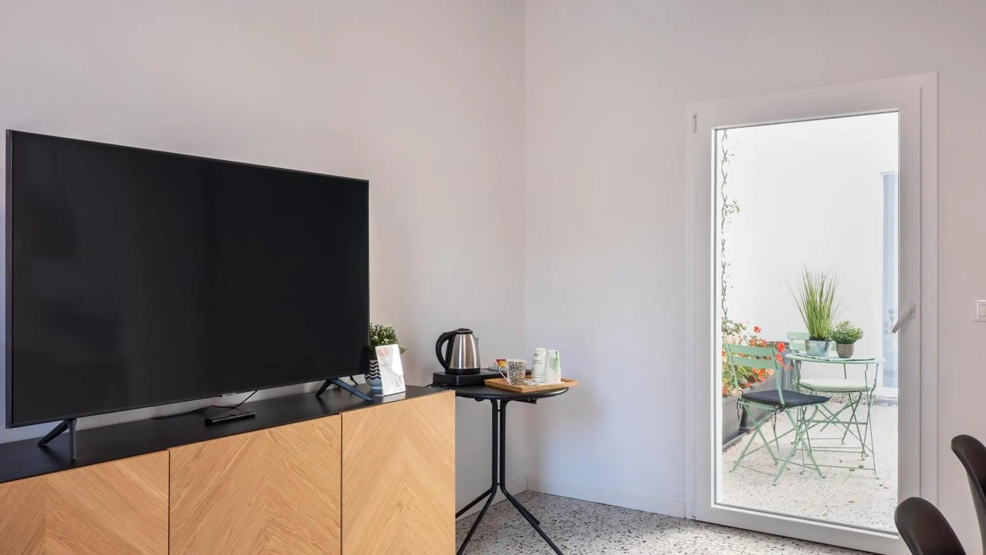 Nocleg ze śniadaniem Zuara9Room Rimini
