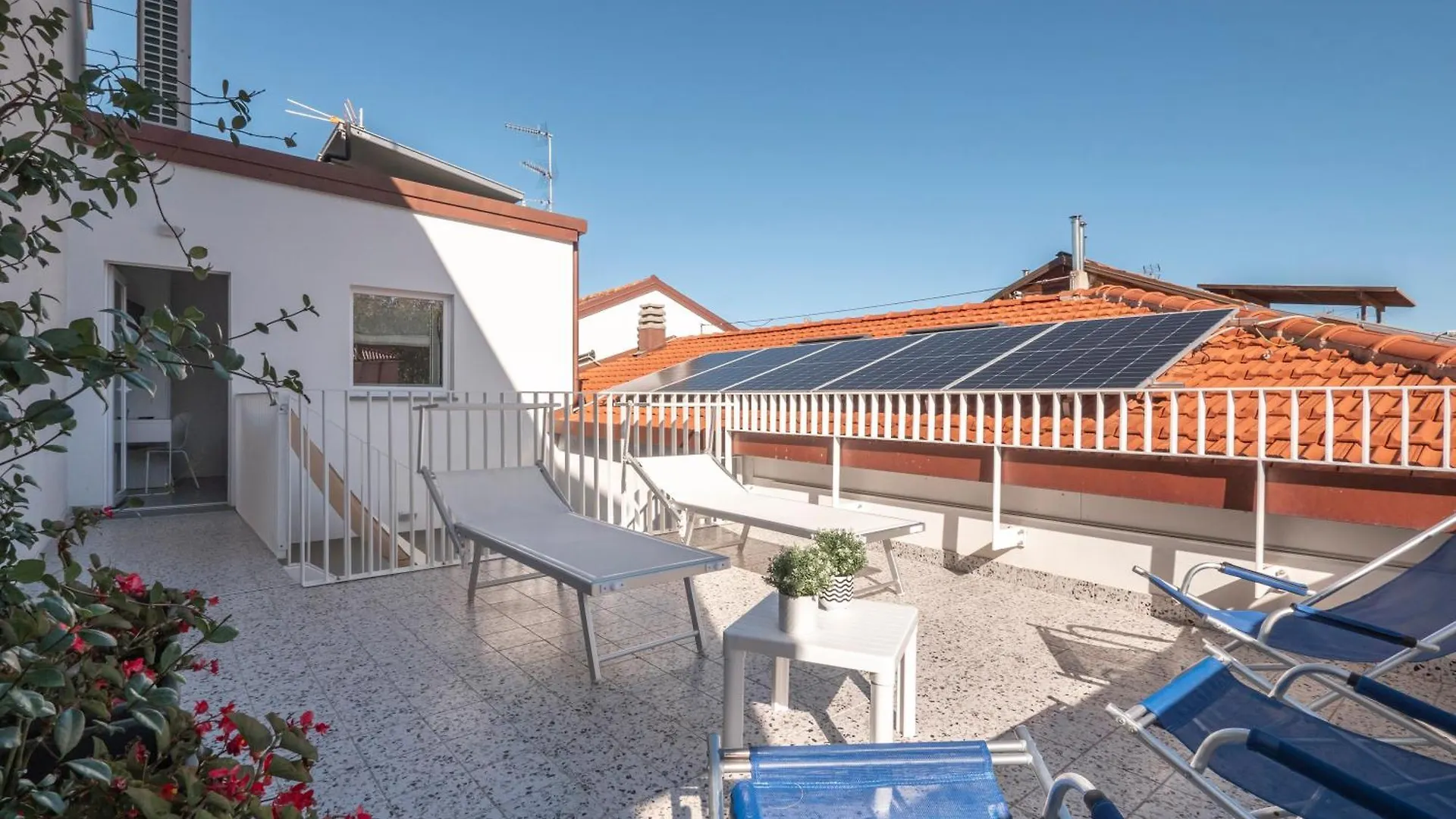 Zuara9Room Rimini 0*,  Włochy